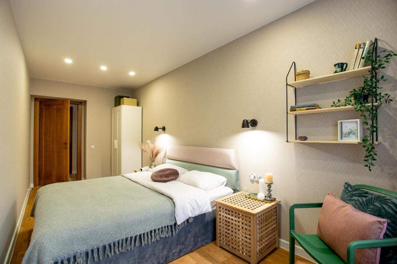 Luxury Apartment With 2 Bedrooms In The City Center Mykolajiw Exterior foto