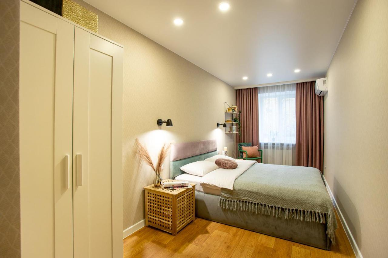 Luxury Apartment With 2 Bedrooms In The City Center Mykolajiw Exterior foto
